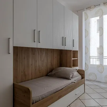 شقة Mama - Metro C Mirti