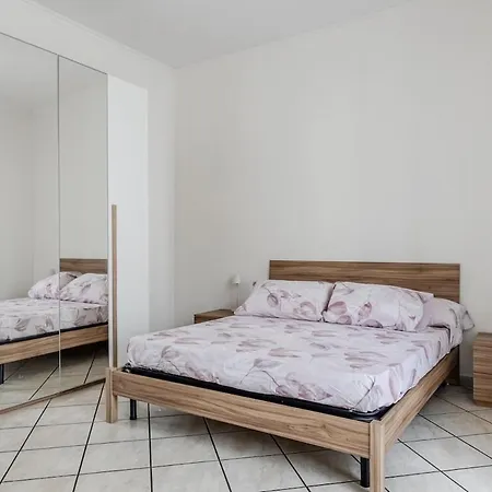 Mama - Metro C Mirti شقة روما