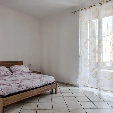 شقة Mama - Metro C Mirti