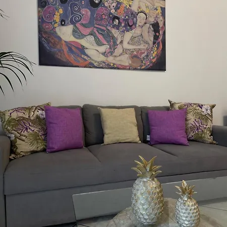 Mama - Metro C Mirti شقة روما